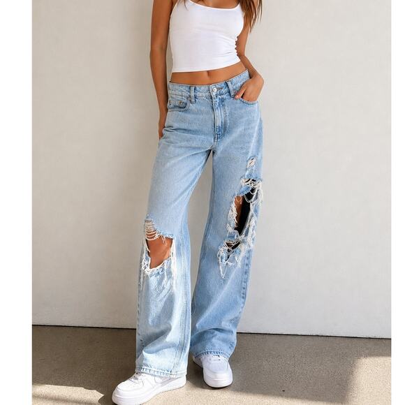 PacSun Denim - PacSun Eco Light Blue Wash 90's Boyfriend Distressed Baggy Relaxed Jeans Size 26
